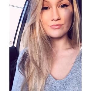 Meet your Posher, Kayla